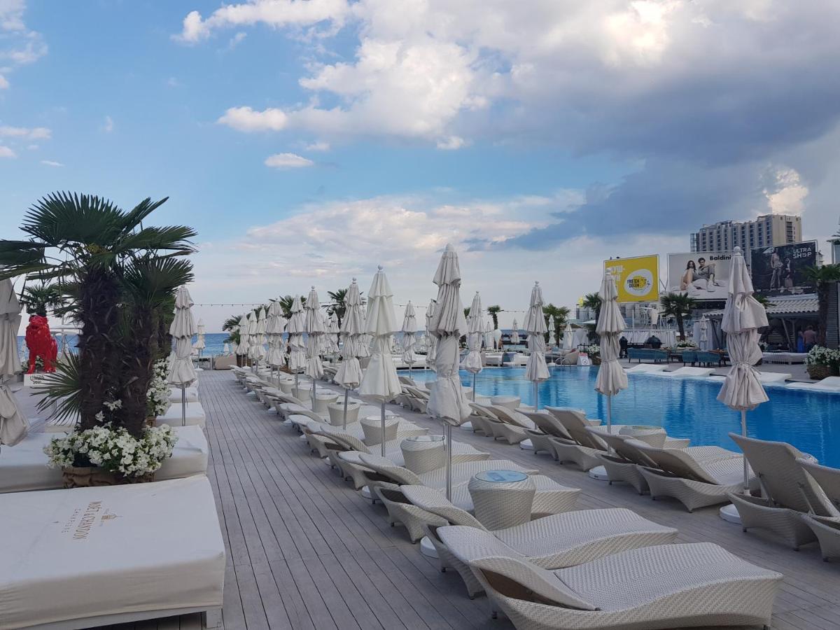 Arcadia- Gagarin Plaza 5/2 Apartment Odessa Luaran gambar