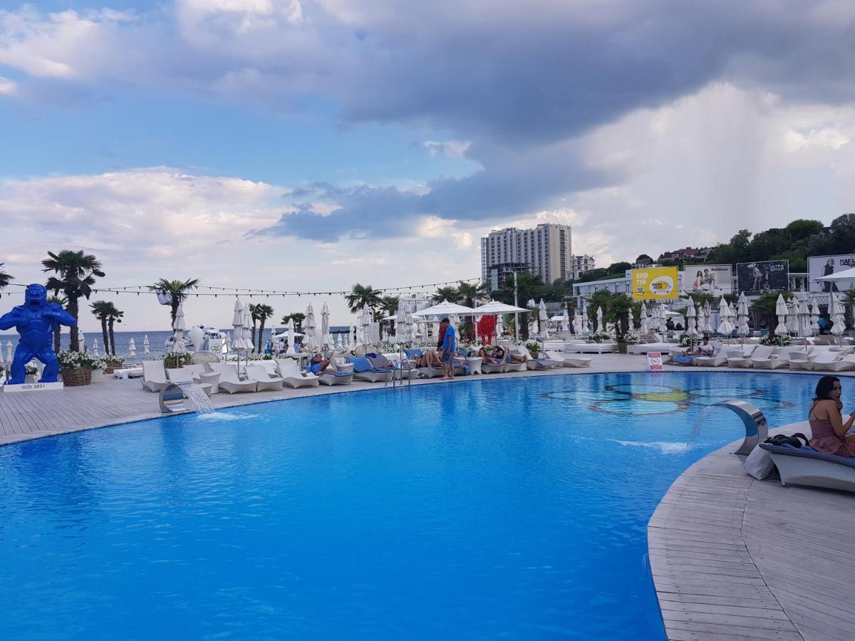 Arcadia- Gagarin Plaza 5/2 Apartment Odessa Luaran gambar