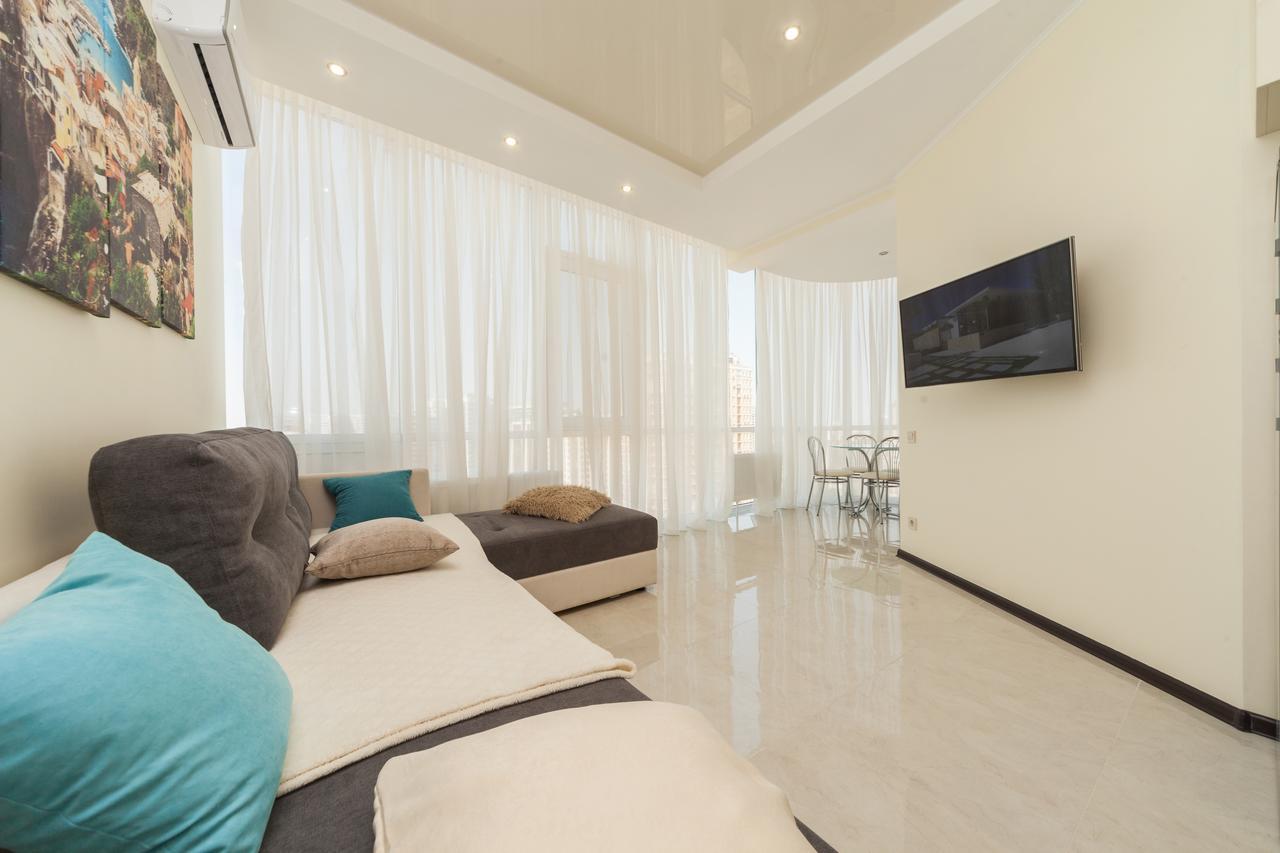 Arcadia- Gagarin Plaza 5/2 Apartment Odessa Luaran gambar